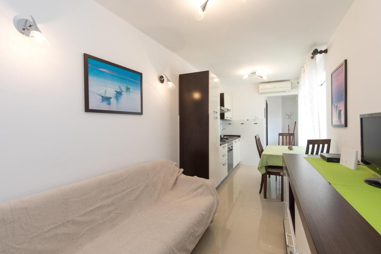 Apartments Darko Near The Sea Baška Εξωτερικό φωτογραφία